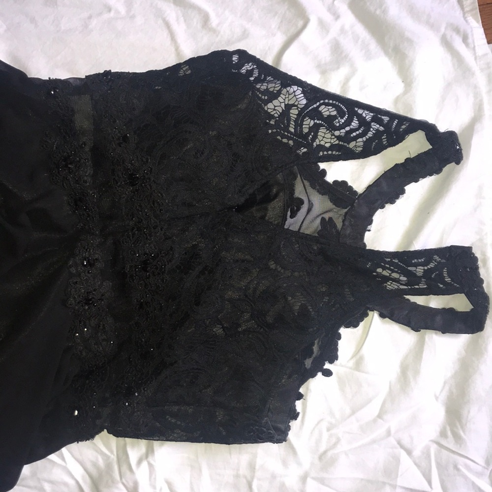 Dress - Picture 4 of 5